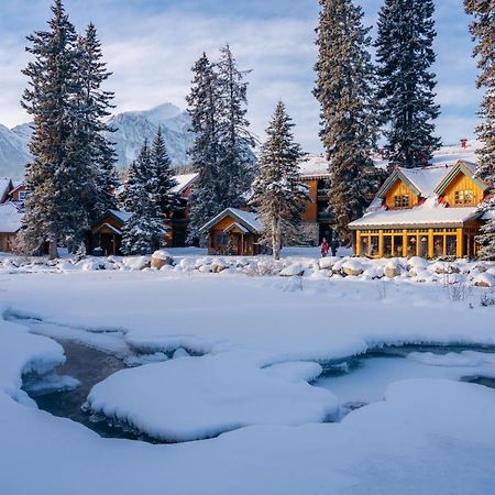 Post Hotel & Spa Лейк Луис Екстериор снимка